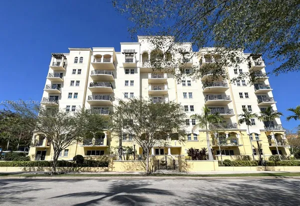 $3,550 | Central Gables, Coral Gables, FL 33134