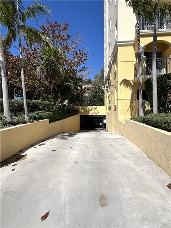 $3,550 | Central Gables, Coral Gables, FL 33134