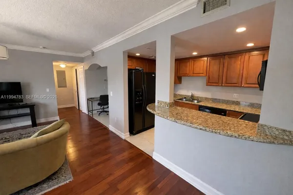 $3,550 | Central Gables, Coral Gables, FL 33134