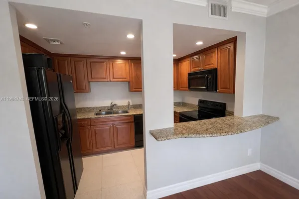 $3,550 | Central Gables, Coral Gables, FL 33134