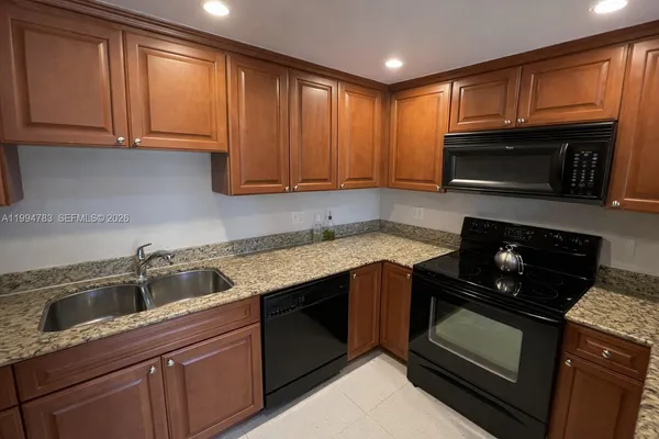 $3,550 | Central Gables, Coral Gables, FL 33134