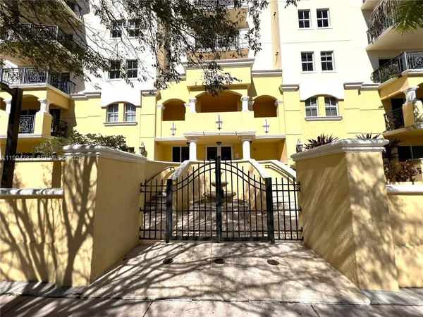 $3,550 | Central Gables, Coral Gables, FL 33134