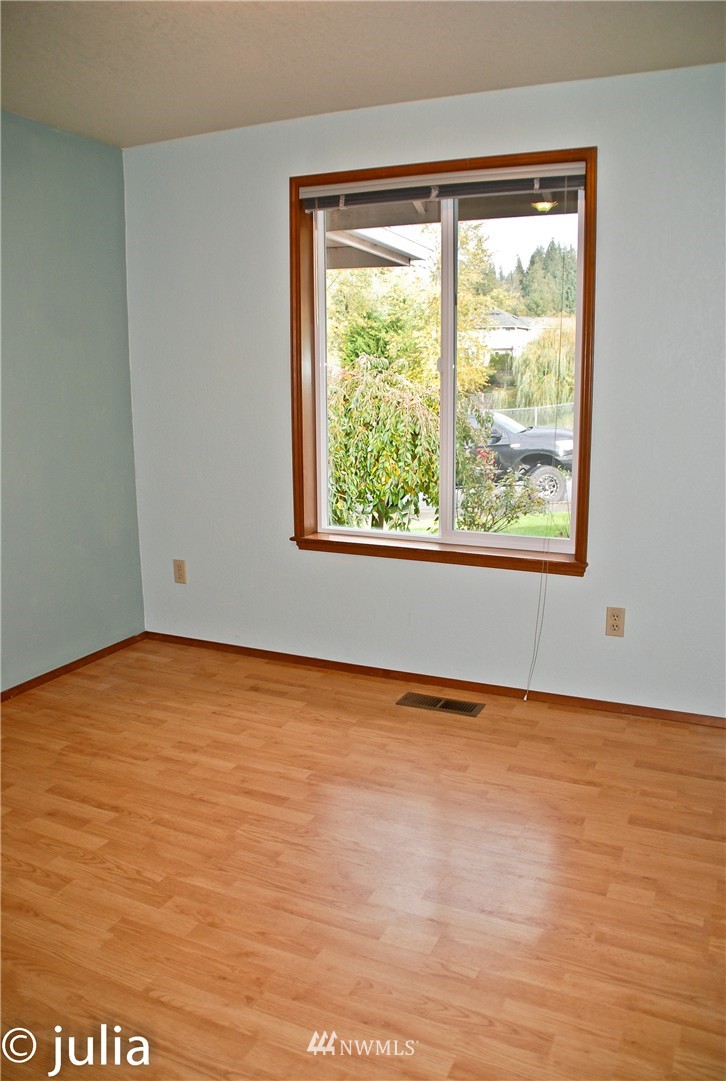 815 North Waugh Road Mount Vernon, WA 98273 - Photo 13 of 23 Gallery Image 13