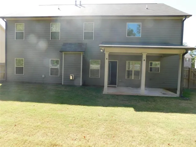 a view of empty room