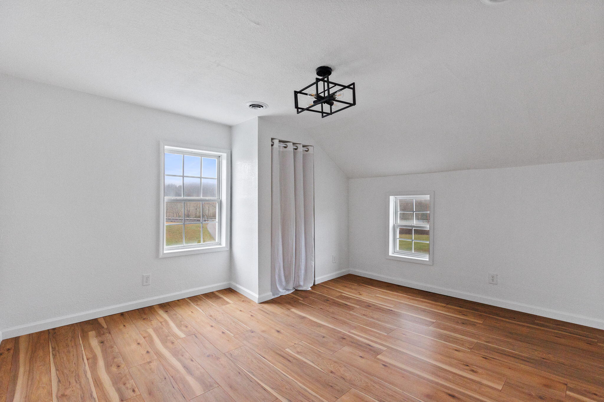 90 Union Road Greeneville, TN 37745 - Photo 27 of 43 4-web-or-mls-217A7591