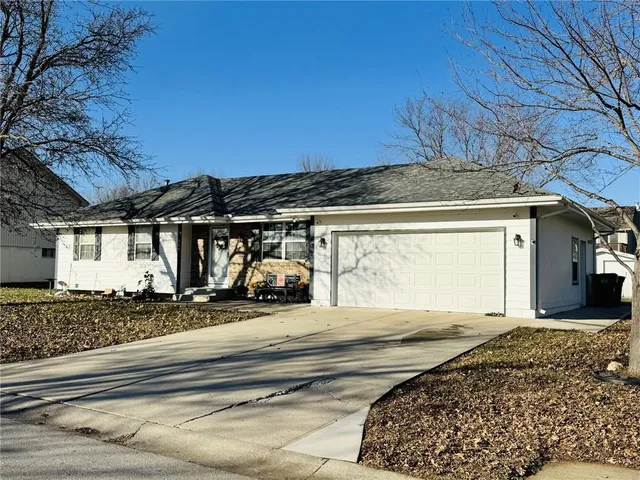 $280,000 | 506 South Street, Grain Valley, MO 64029