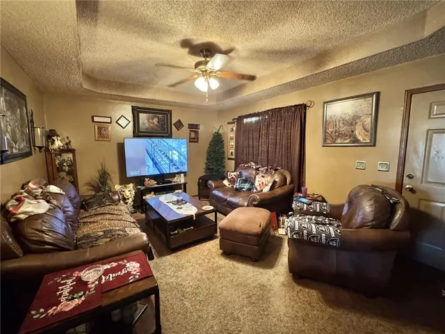 $280,000 | 506 South Street, Grain Valley, MO 64029