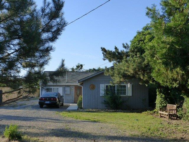 392 Wilson Road Central Point, OR 97502 - Photo 2 of 23 Additional Photo
