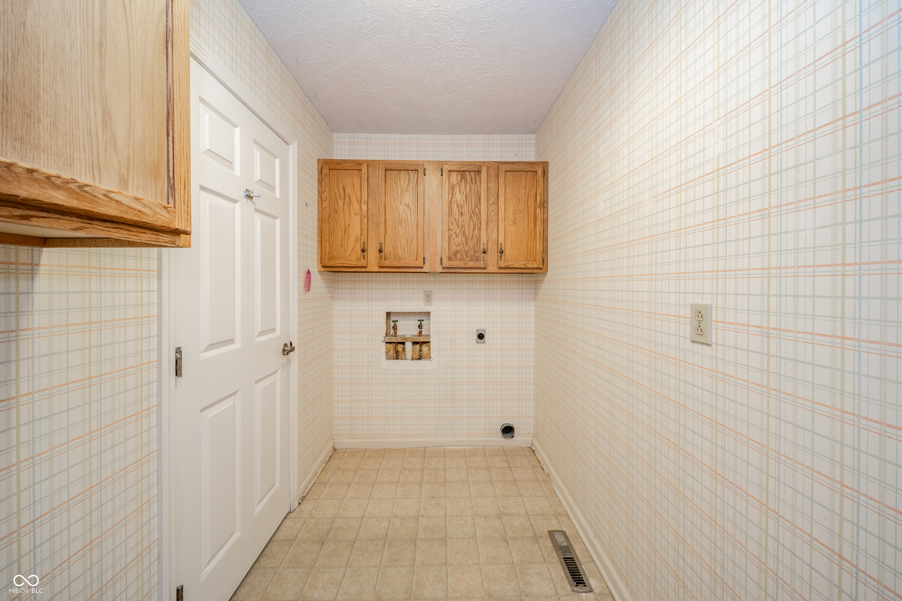 4328 Rutgers Drive Anderson, IN 46013 - Photo 17 of 33