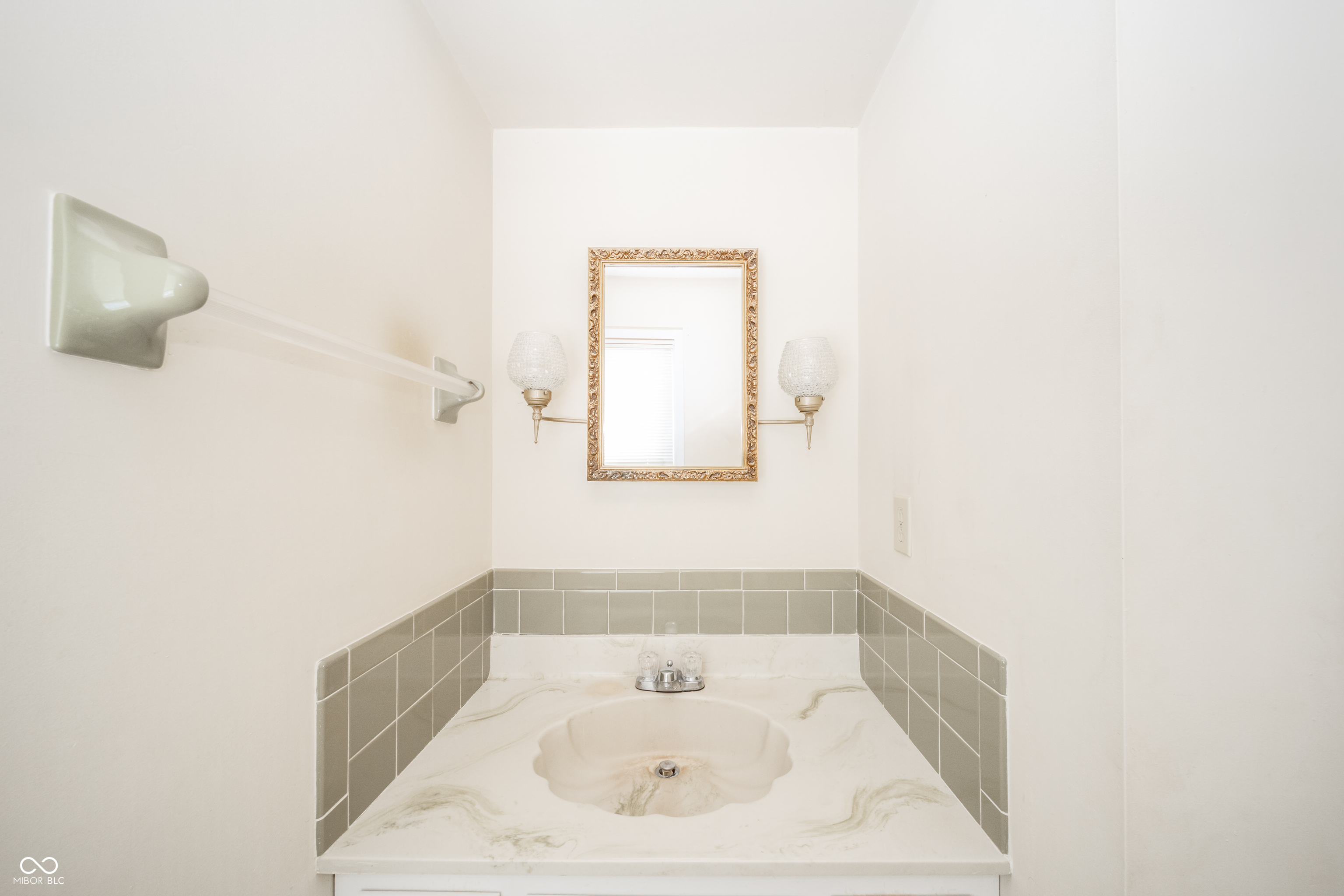 4328 Rutgers Drive Anderson, IN 46013 - Photo 26 of 33