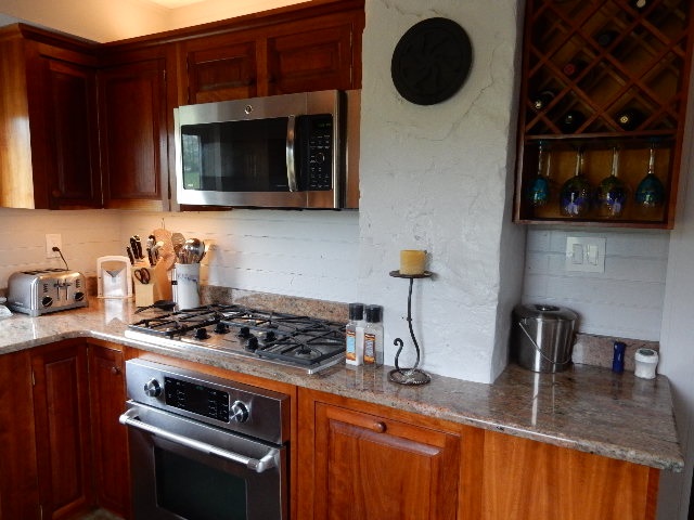 7782 Muddy Run Road Williamsville, VA 24487 - Photo 13 of 34 Gallery Image 13