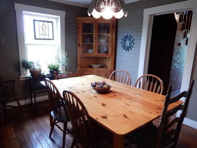 7782 Muddy Run Road Williamsville, VA 24487 - Photo 14 of 34 Gallery Image 14