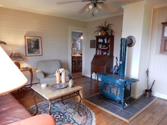 7782 Muddy Run Road Williamsville, VA 24487 - Photo 15 of 34 Gallery Image 15