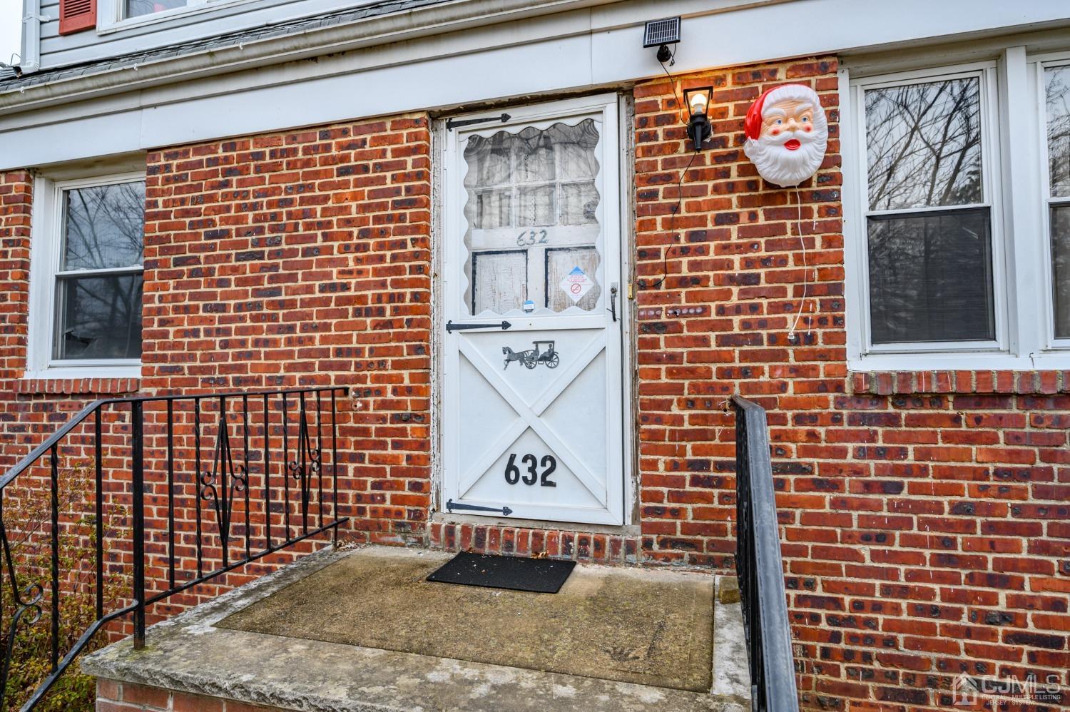 632 West Avenue Sewaren, NJ 07077 - Photo 2 of 30 a view of entrance