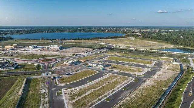 $326,609 | 2790 Armadale Dr Mount, Unit 13, Mount Dora, FL 32757