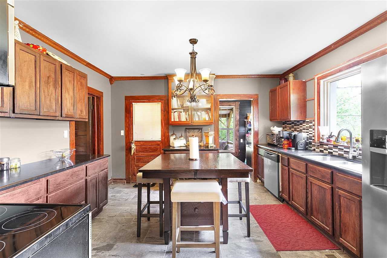 7098 Mt Carmel Road Decaturville, TN 38329 - Photo 4 of 23 Photo 4