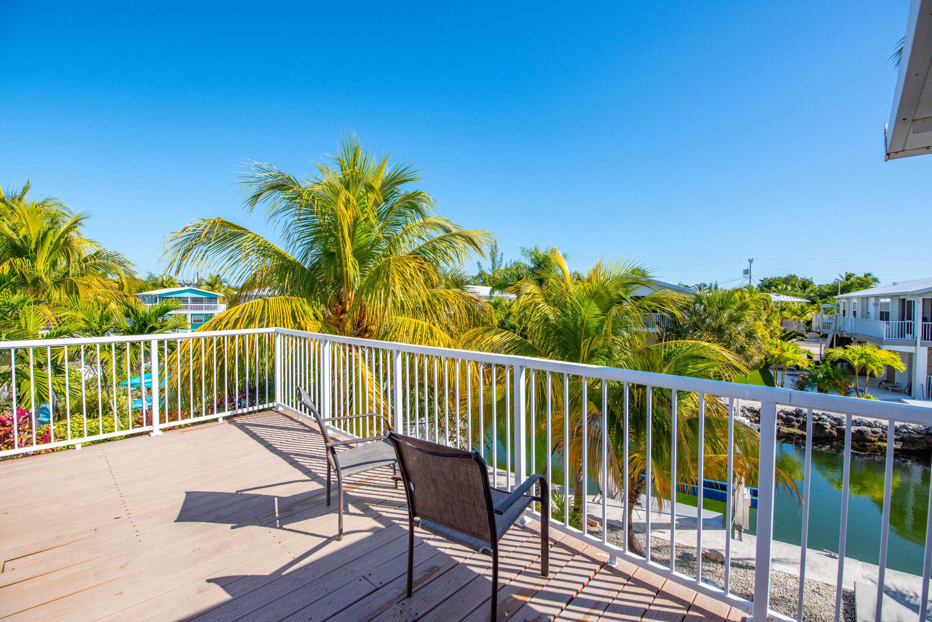 131 Doubloon Lane Cudjoe, FL 33042 - Photo 19 of 34 021-131DoubloonLane-CudjoeKey-FL-33042-F