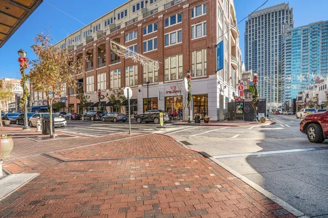 $475,000 | 270 17th Street Northwest, Unit 702, Atlanta, GA 30363