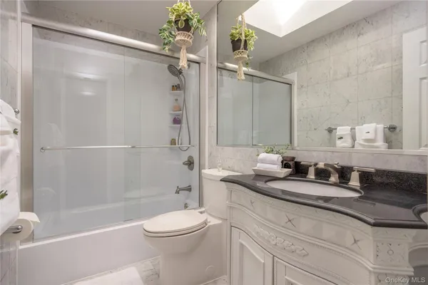 $949,999 | 45 Woodglen Drive, New City, NY 10956