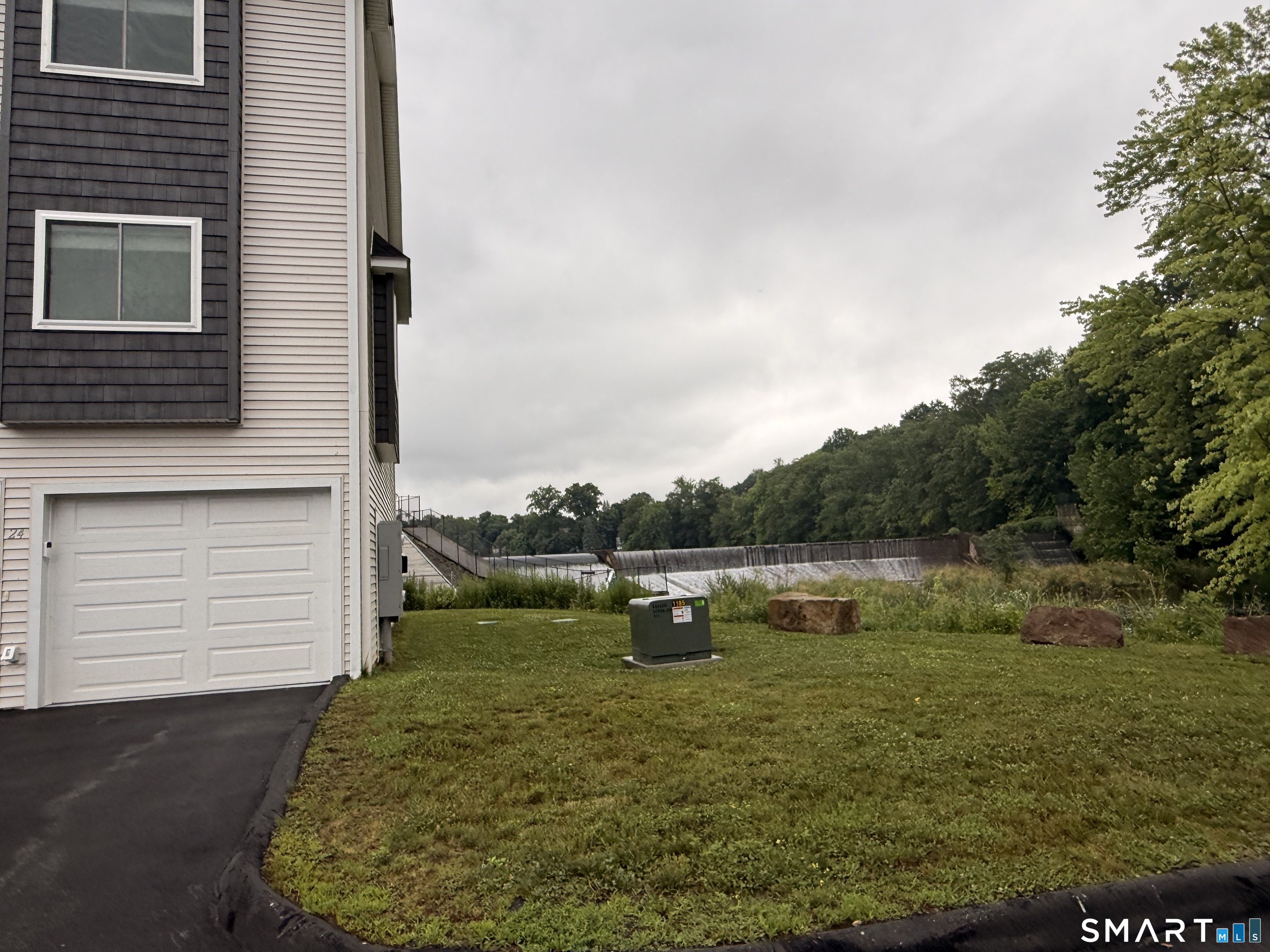 33 Main Street, Unit 8 Meriden, CT 06451 - Photo 3 of 17