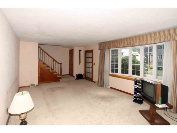 3613 Royal Road Endwell, NY 13760 - Photo 2 of 18 Gallery Image 2