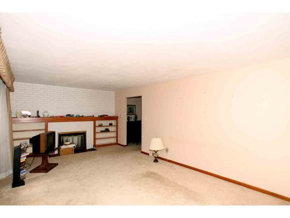 3613 Royal Road Endwell, NY 13760 - Photo 3 of 18 Gallery Image 3