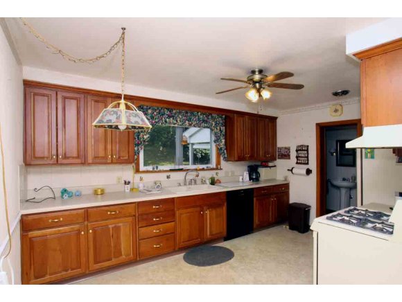 3613 Royal Road Endwell, NY 13760 - Photo 6 of 18 Gallery Image 6