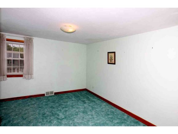 3613 Royal Road Endwell, NY 13760 - Photo 9 of 18 Gallery Image 9