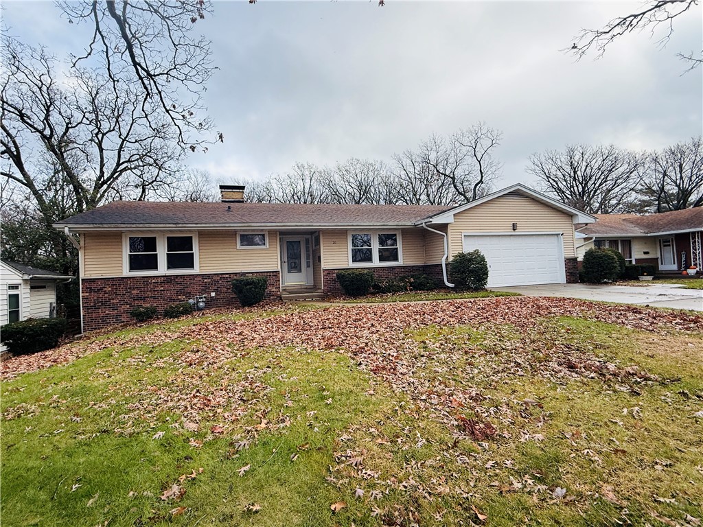 20 8th Drive Decatur, IL 62521 - Photo 2 of 40