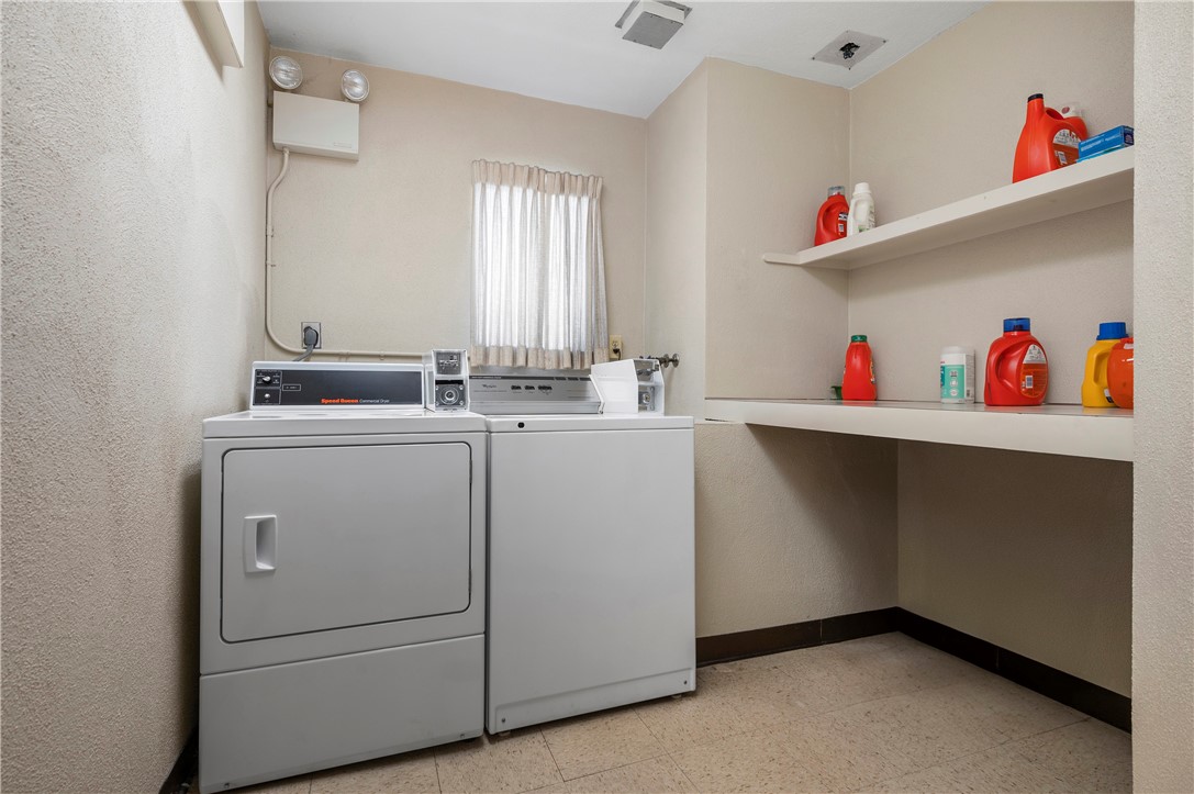 196 Old River Road, Unit 7SF Lincoln, RI 02865 - Photo 23 of 28