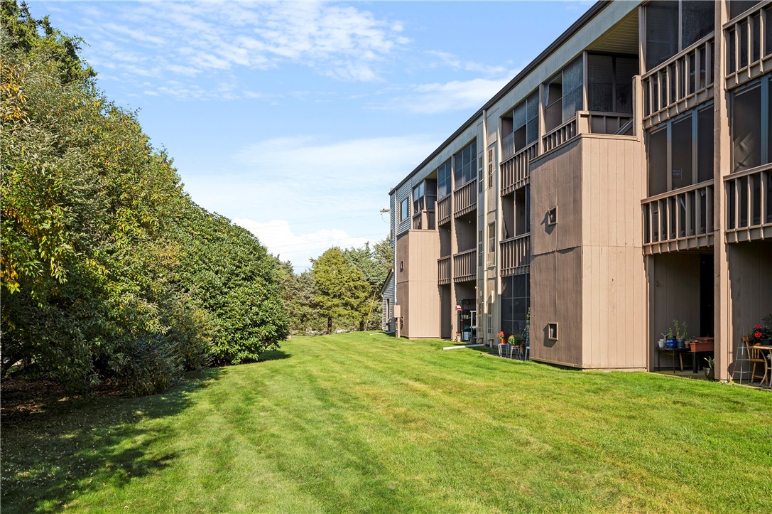 196 Old River Road, Unit 7SF Lincoln, RI 02865 - Photo 5 of 28