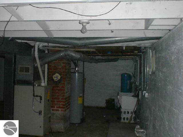 3950 East Rose City Road Lupton, MI 48635 - Photo 6 of 9 1754438-5.JPG