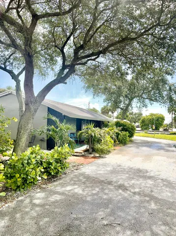 $1,675 | 301 Melody Lane, Unit 2, Lantana, FL 33462