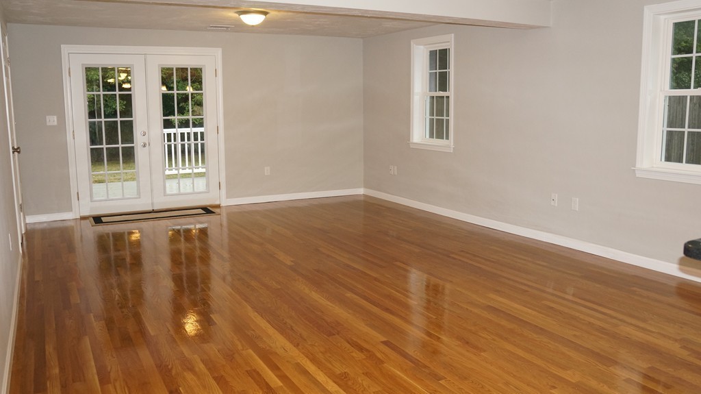 14 Linda Road Braintree, MA 02184 - Photo 6 of 13 Gallery Image 6