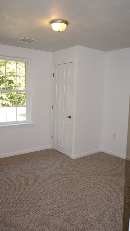 14 Linda Road Braintree, MA 02184 - Photo 8 of 13 Gallery Image 8