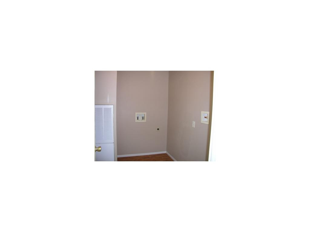 129 Ed Green Road Hampton, TN 37658 - Photo 4 of 14 Laundry Room