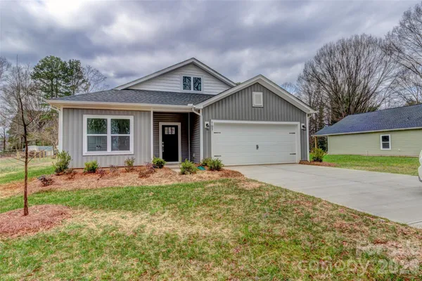 $334,900 | 315 South Pink Street, Cherryville, NC 28021