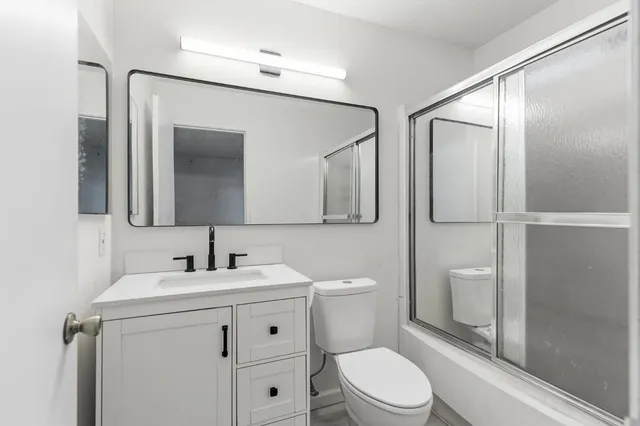 $235,000 | 102 Luna Grande Circle, Unit 6, Sacramento, CA 95834