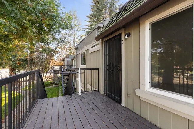$235,000 | 102 Luna Grande Circle, Unit 6, Sacramento, CA 95834