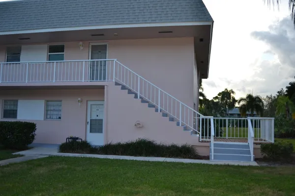 $1,850 | 18081 Southeast Country Club Drive, Unit BLDG 34 335, Jupiter, FL 33469