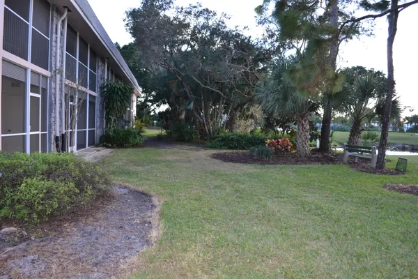 $1,850 | 18081 Southeast Country Club Drive, Unit BLDG 34 335, Jupiter, FL 33469