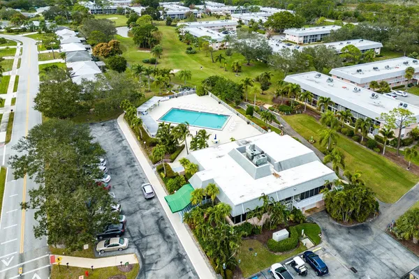 $1,850 | 18081 Southeast Country Club Drive, Unit BLDG 34 335, Jupiter, FL 33469