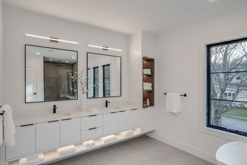 71 Harwich Road Newton, MA 02467 - Photo 23 of 32