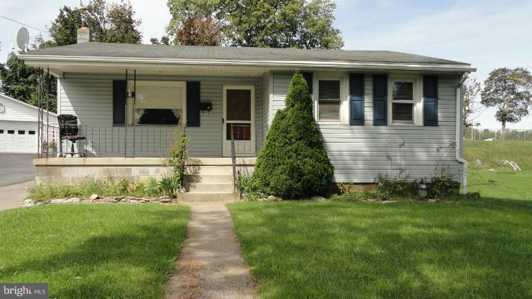 69 Nottingham Road Hagerstown, MD 21740 - Photo 7 of 14 Exterior (Front)