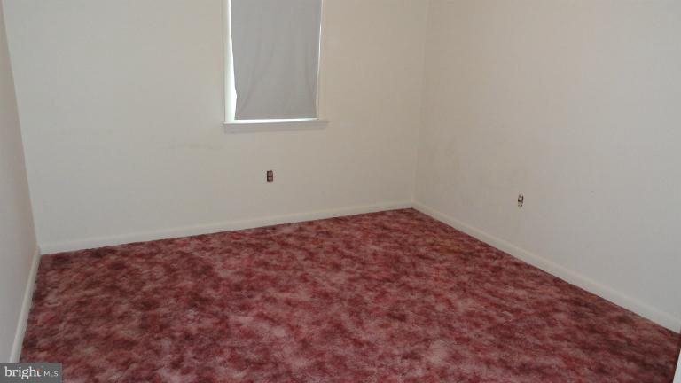 69 Nottingham Road Hagerstown, MD 21740 - Photo 8 of 14 Bedroom