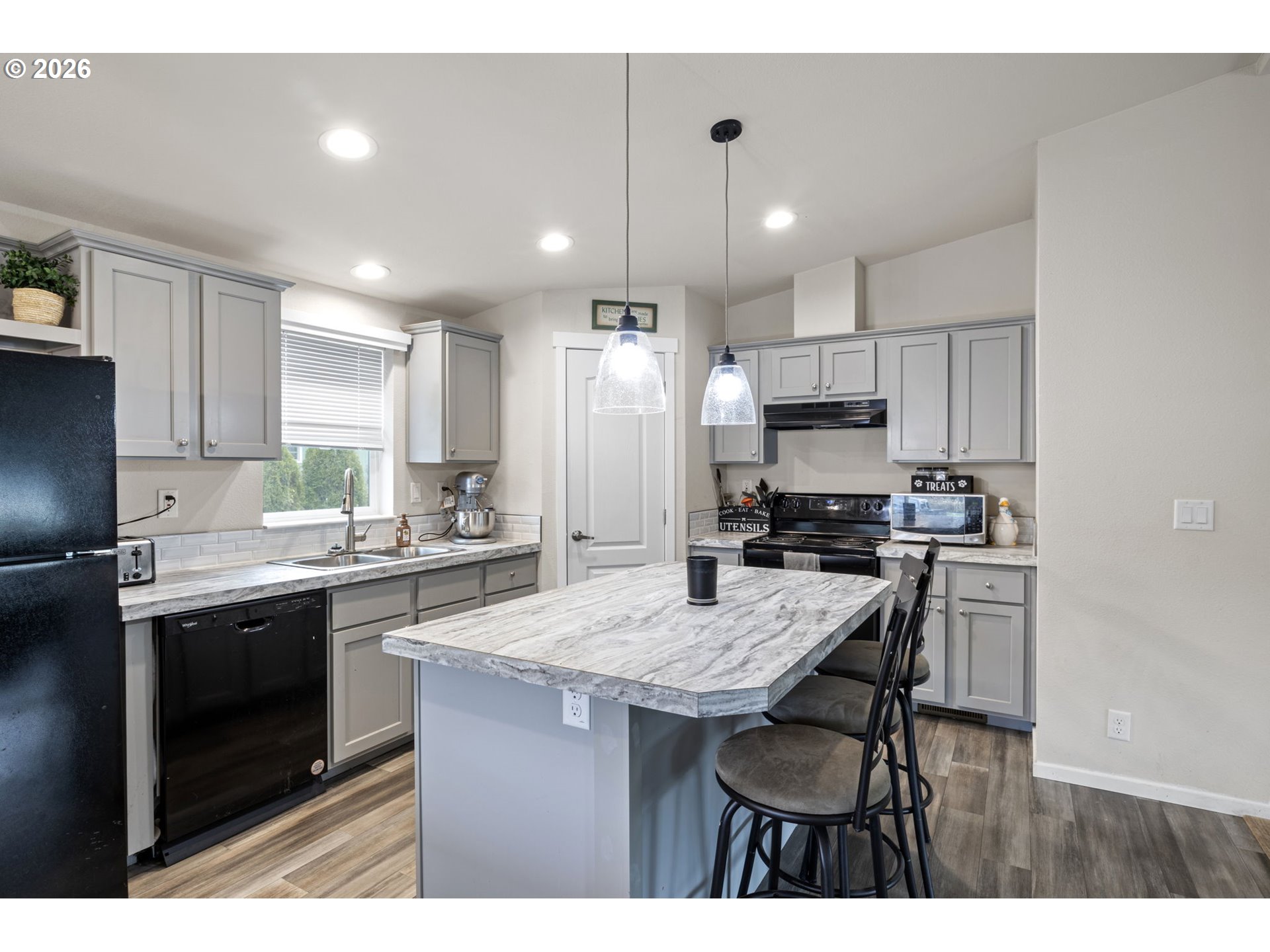 644 Main Street Yoncalla, OR 97499 - Photo 25 of 48