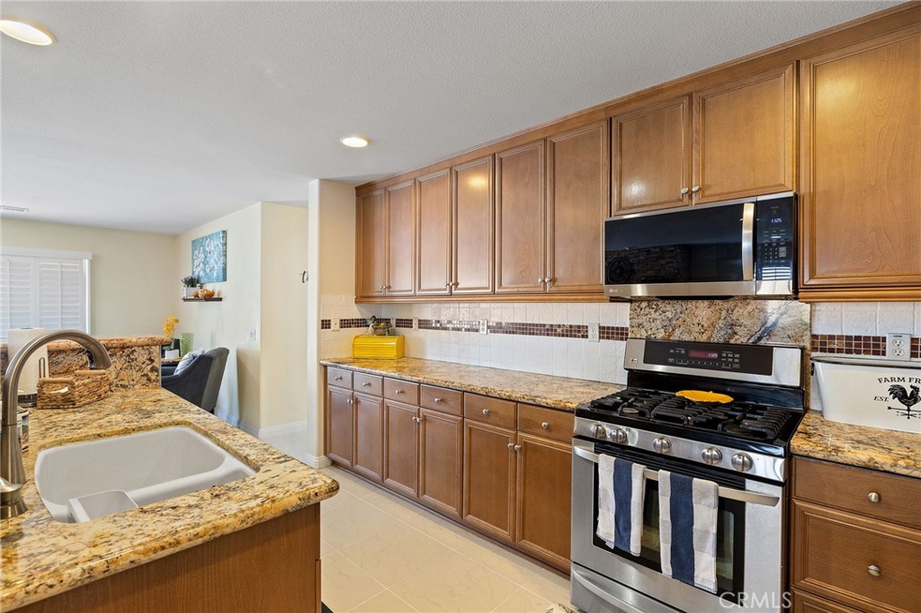 14392 Smith River Road Eastvale, CA 92880 - Photo 22 of 50