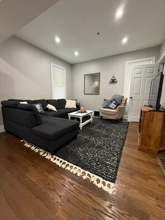 $4,600 | 68 Harvest Street, Unit 1, Boston, MA 02125