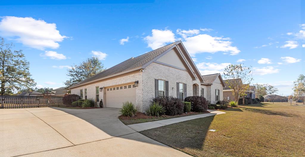 306 Cotton Ridge Lane Dothan, AL 36301 - Photo 2 of 72