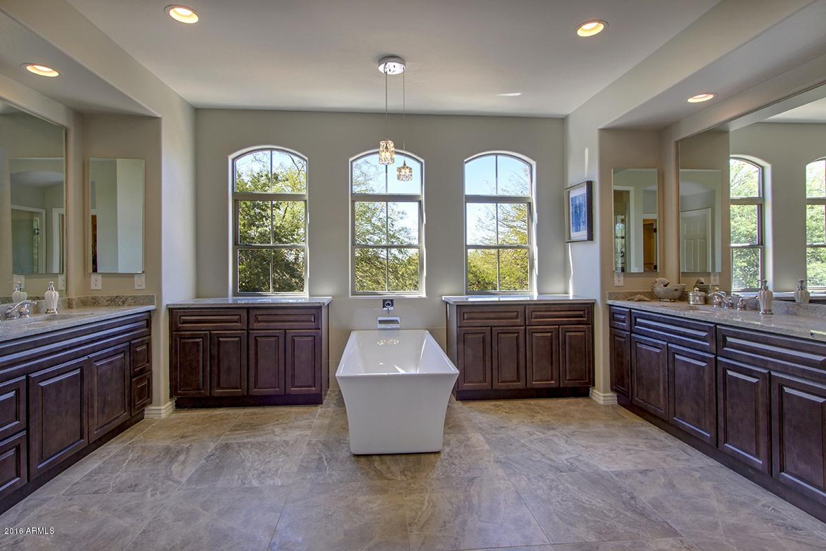 9096 East Mountain Spring Road Scottsdale, AZ 85255 - Photo 22 of 42 Master Bathroom